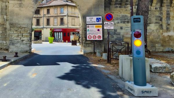 image M6 Avignon France
